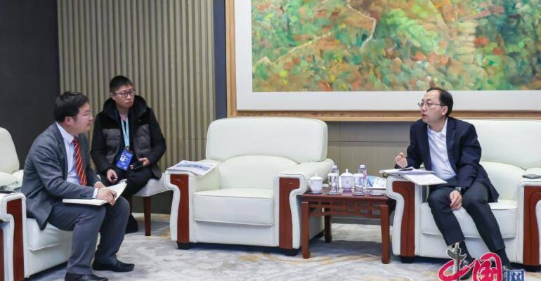 芯食代一体式食品真空冻干机亮相2025中关村论坛年会中关村国际技术交易大会“区长会客厅”平谷区专场
